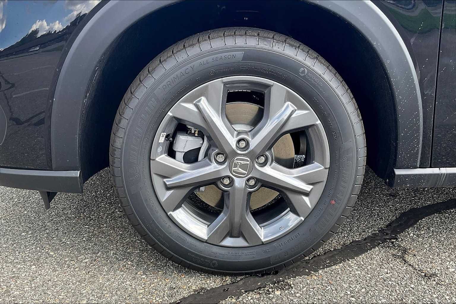 2026 Honda HR-V LX - Photo 8