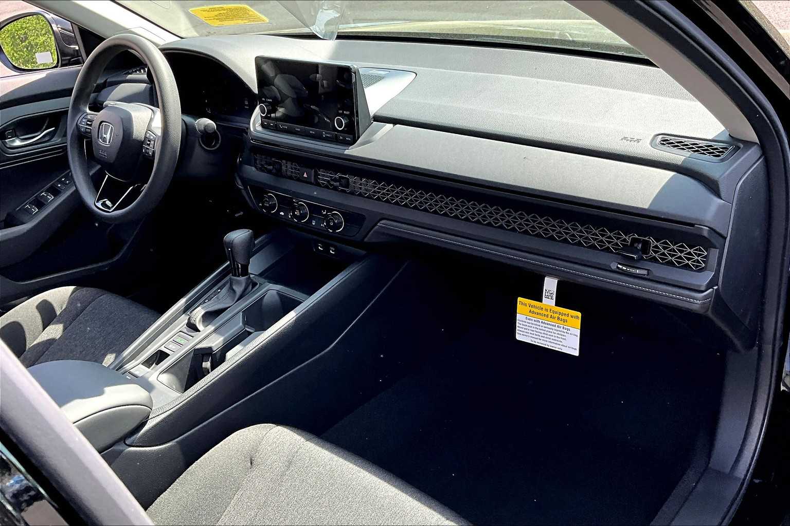 2025 Honda Accord LX - Photo 10