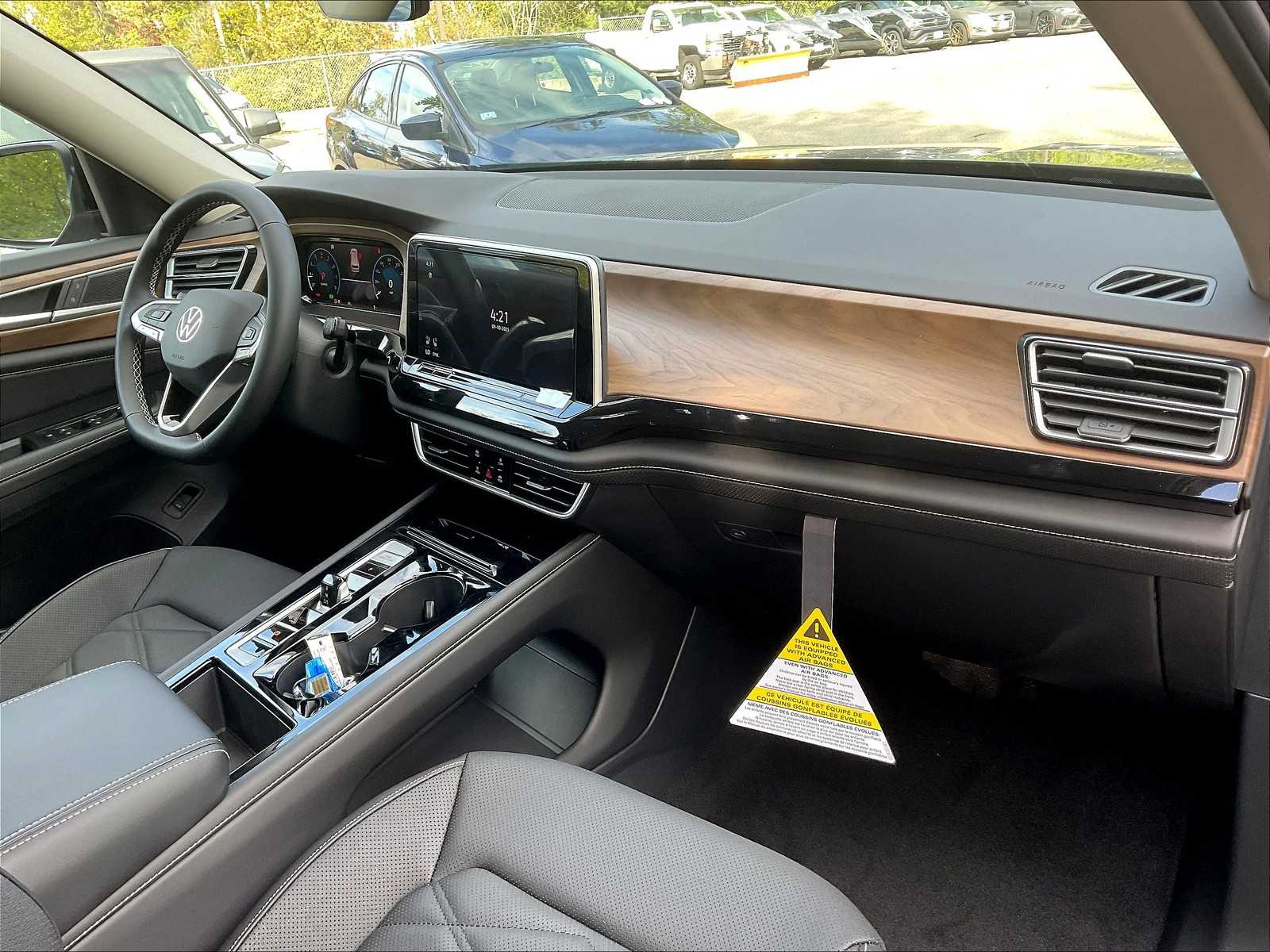 2026 Volkswagen Atlas 2.0T SE w/Technology - Photo 10