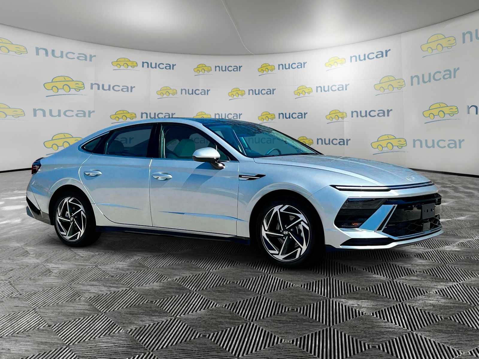 2024 Hyundai Sonata SEL - Photo 1