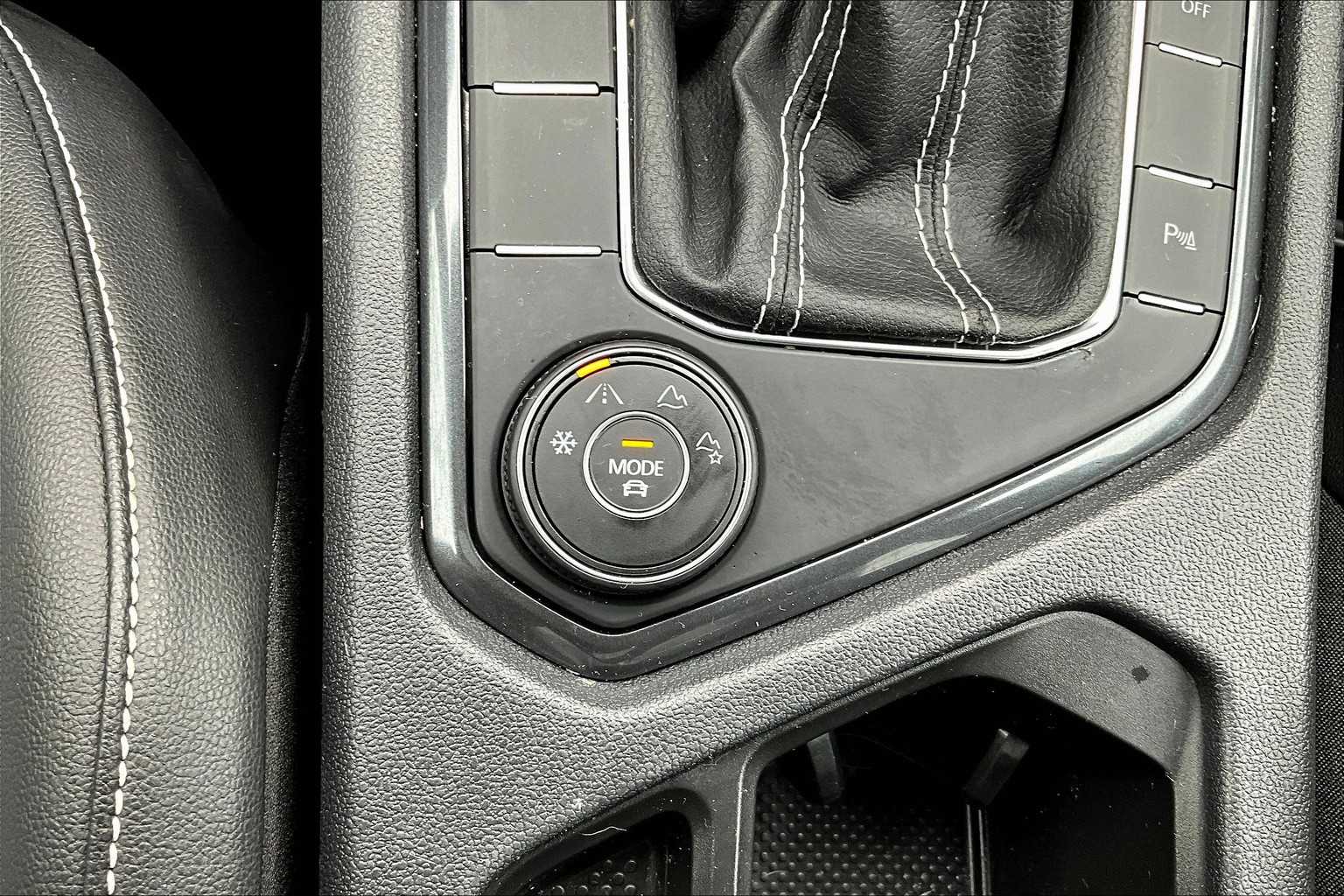 2022 Volkswagen Tiguan SE R-Line Black - Photo 27