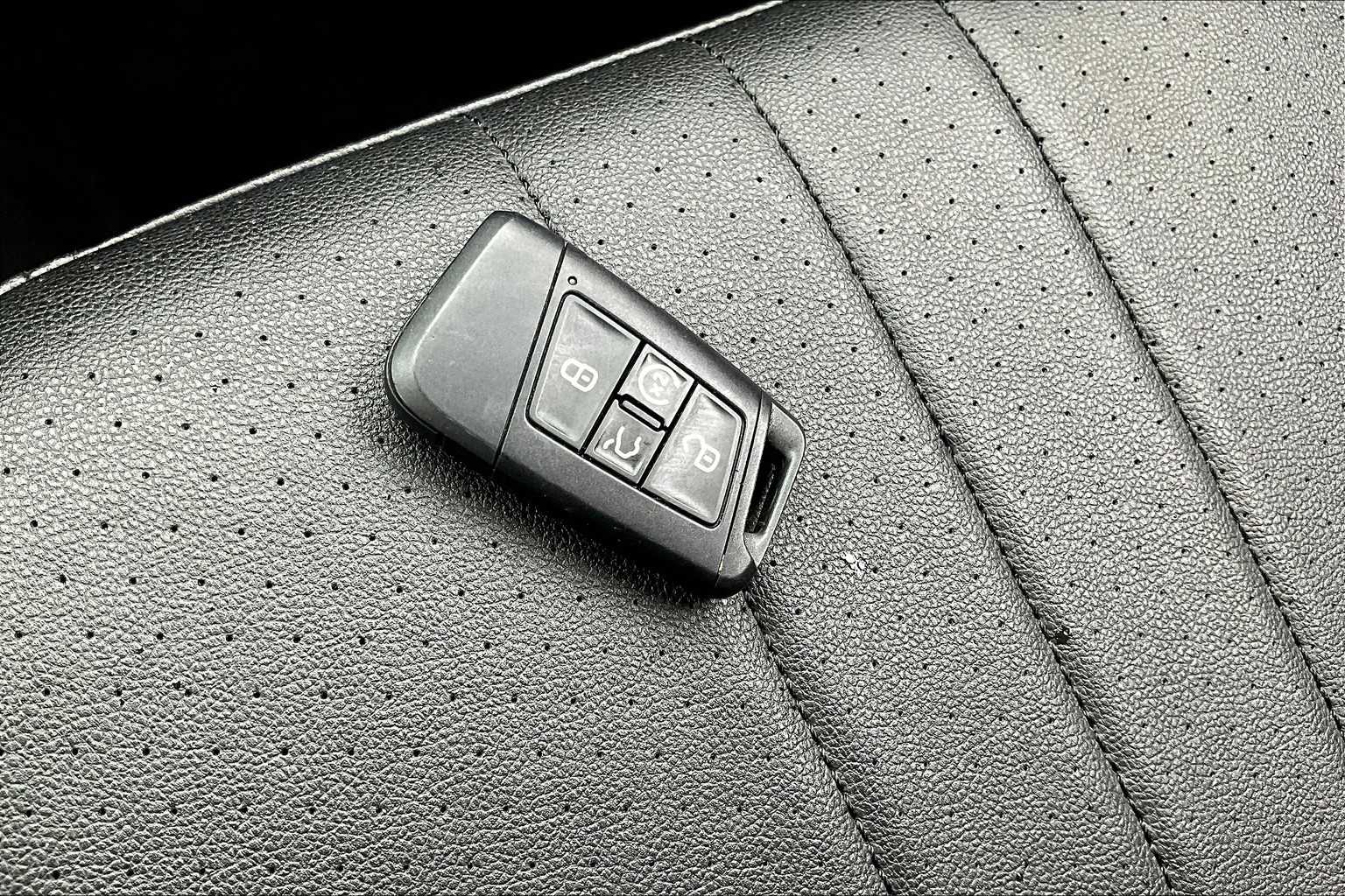 2022 Volkswagen Tiguan SE R-Line Black - Photo 30