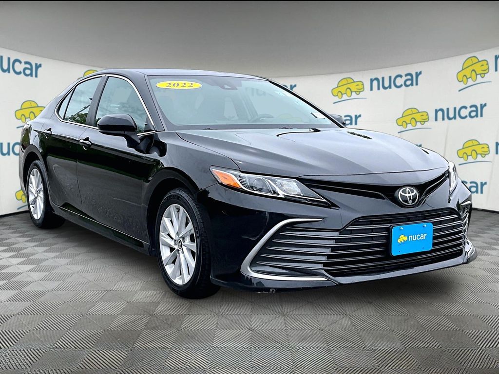 2022 Toyota Camry LE
