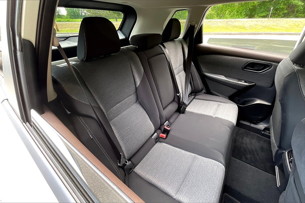 2021 Nissan Rogue S - Photo 18