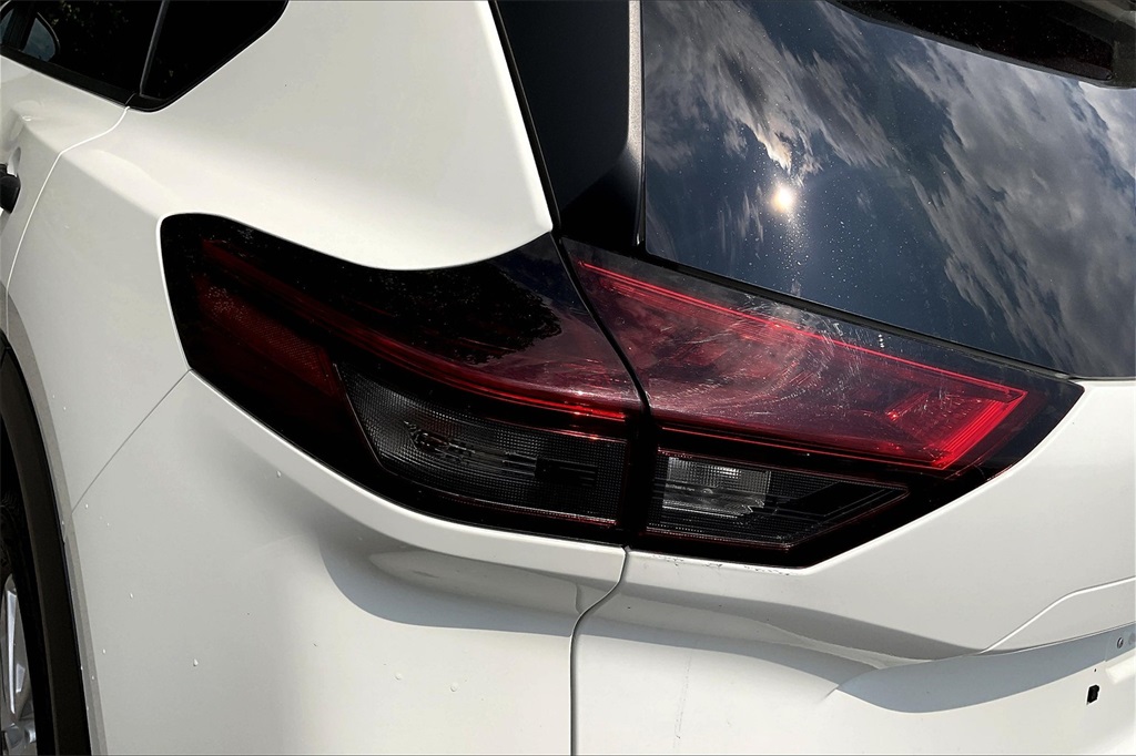 2021 Nissan Rogue S - Photo 29