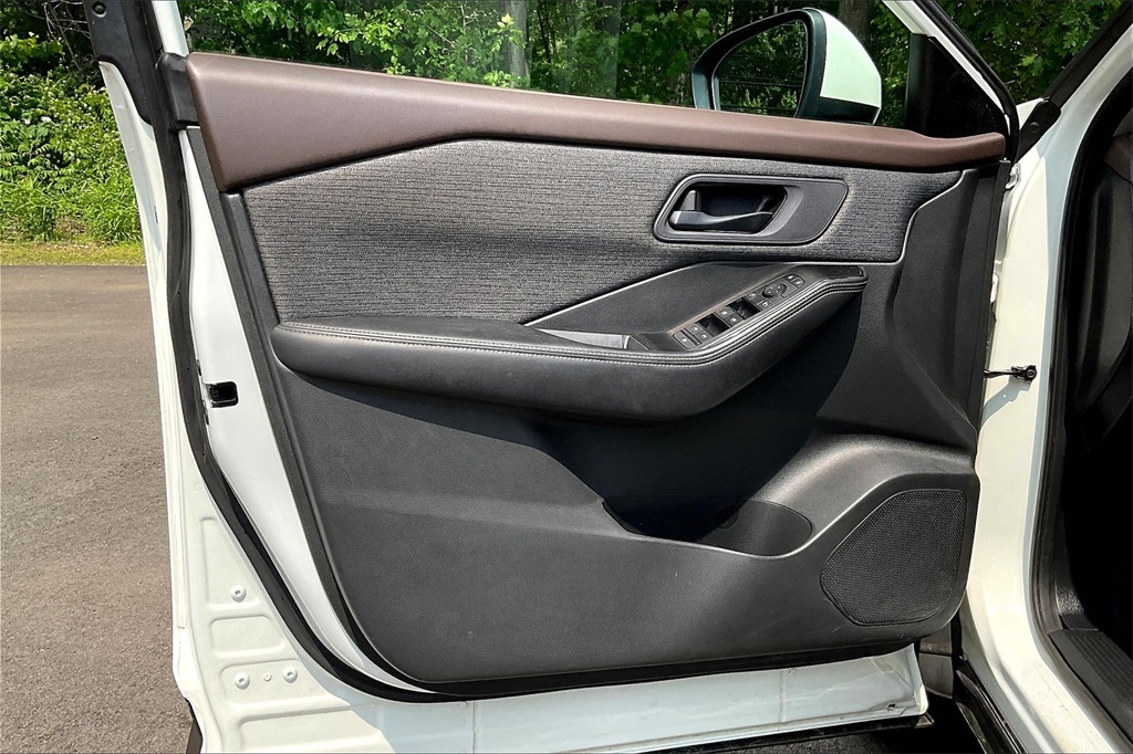 2021 Nissan Rogue S - Photo 9