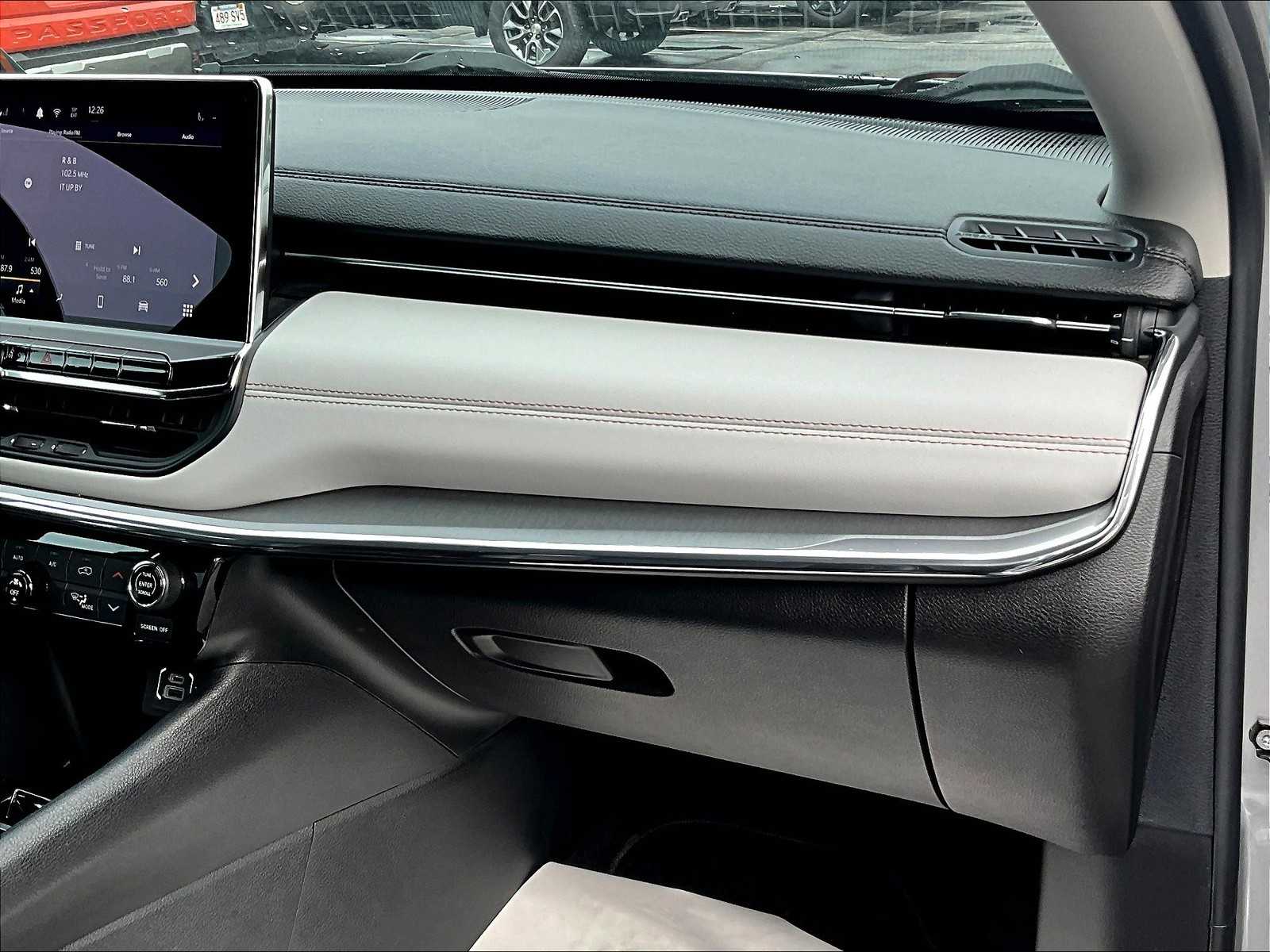 2022 Jeep Compass Limited - Photo 13