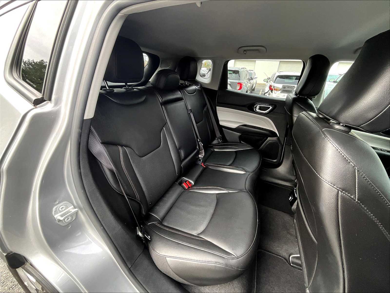 2022 Jeep Compass Limited - Photo 15