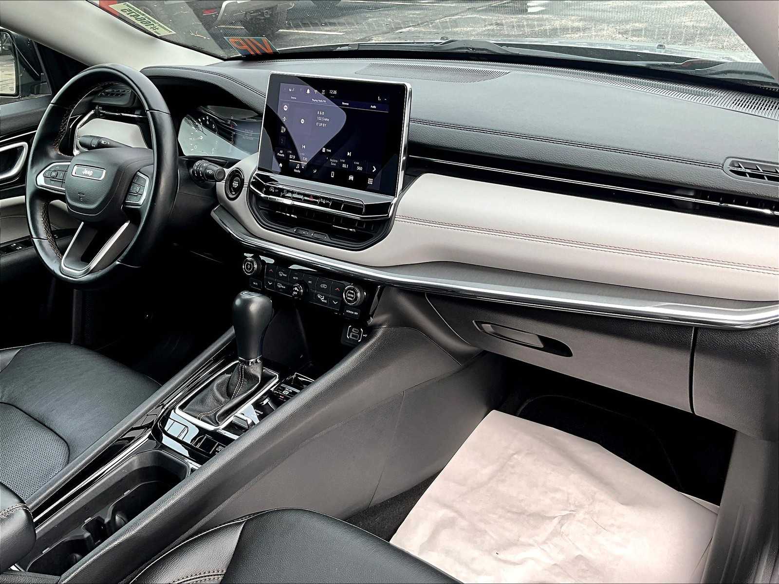 2022 Jeep Compass Limited - Photo 21