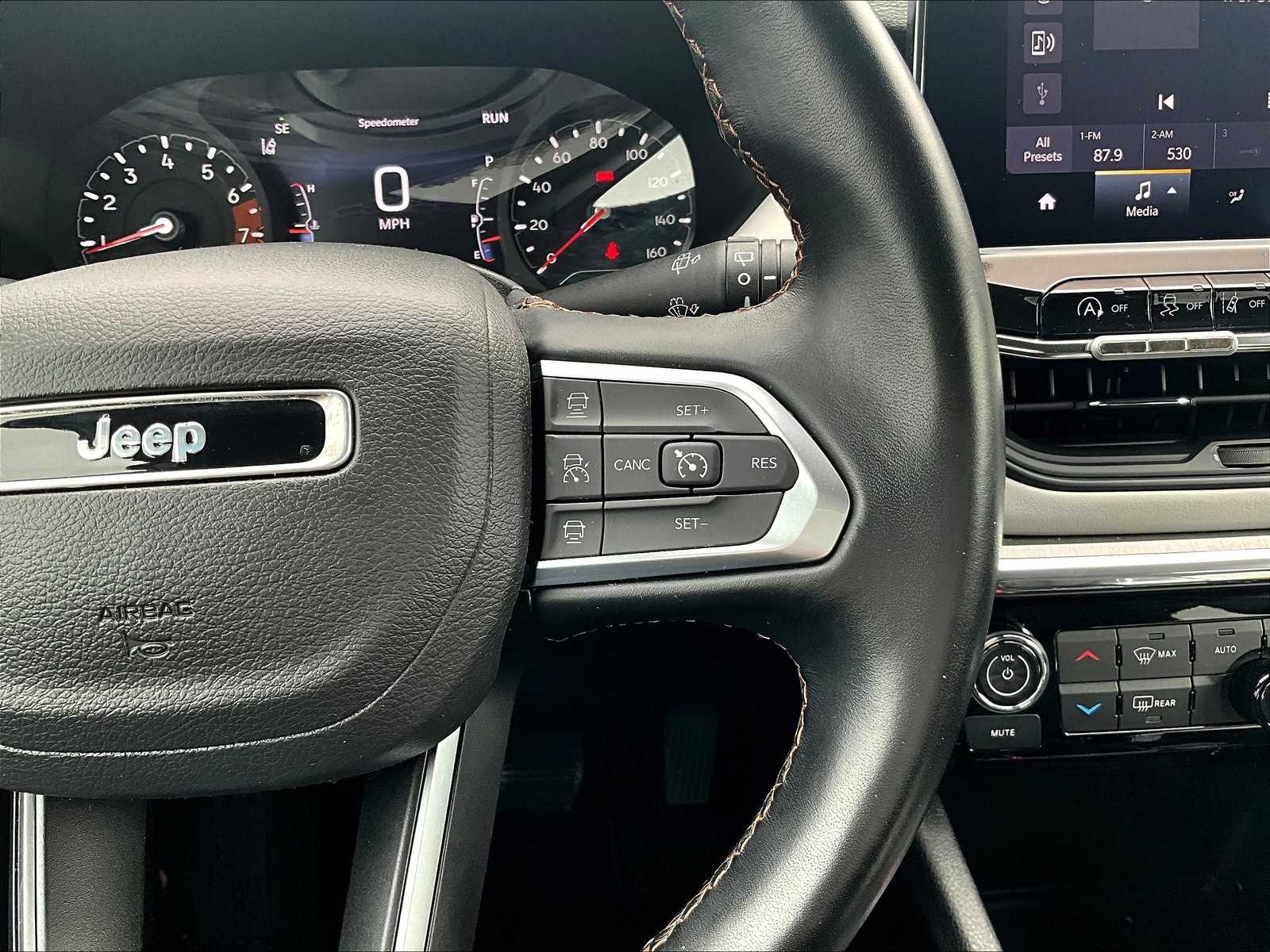2022 Jeep Compass Limited - Photo 24