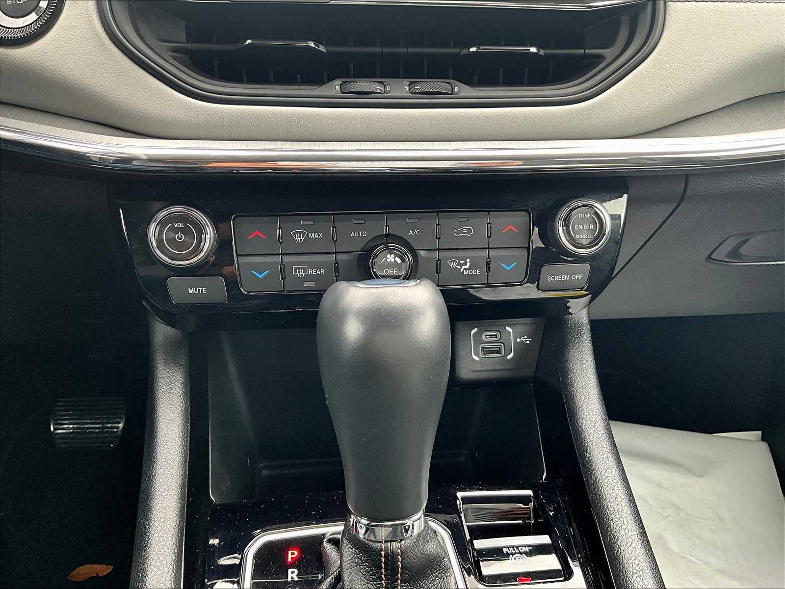 2022 Jeep Compass Limited - Photo 26