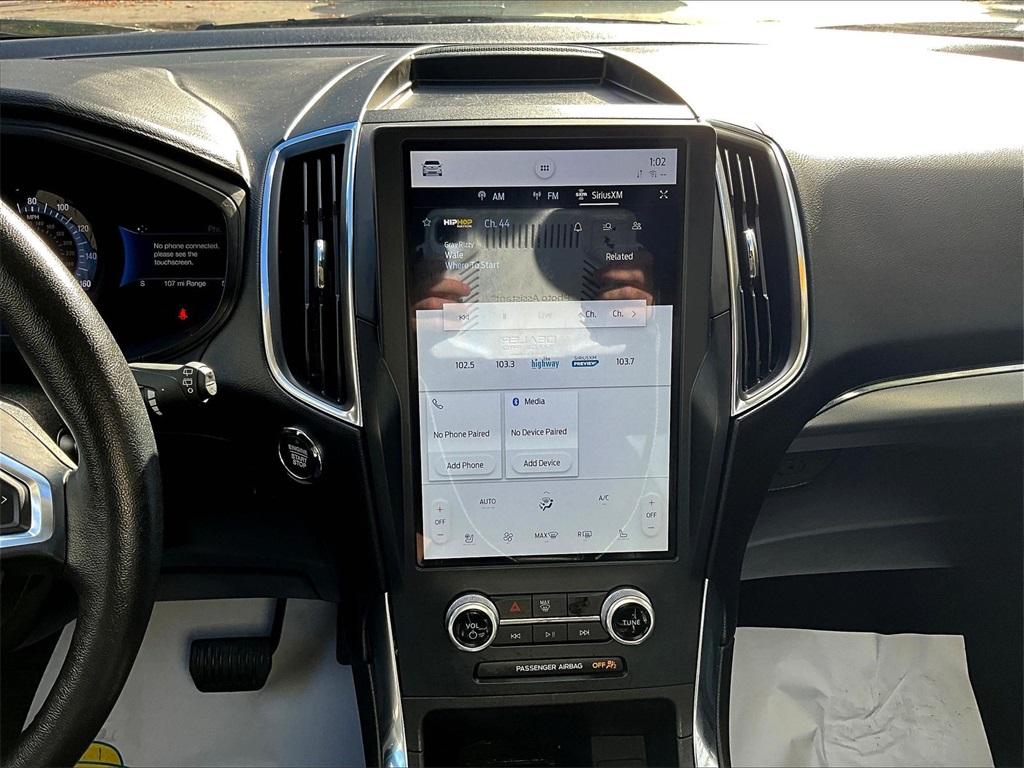 2022 Ford Edge Titanium - Photo 19