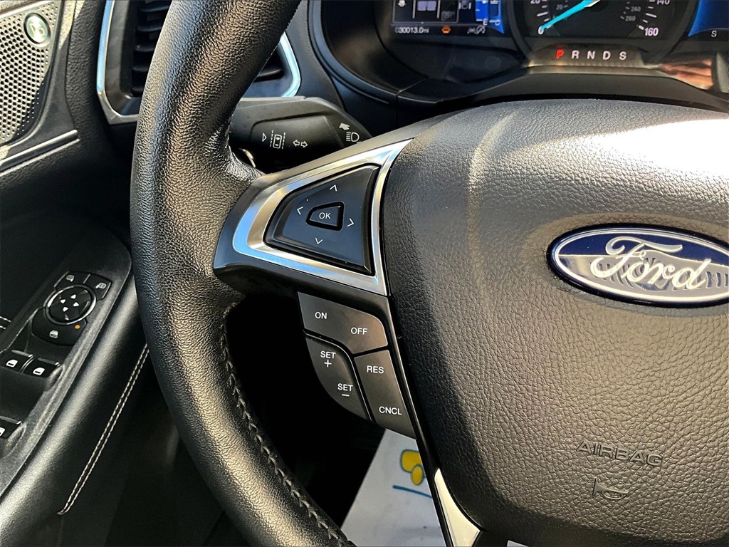 2022 Ford Edge Titanium - Photo 23