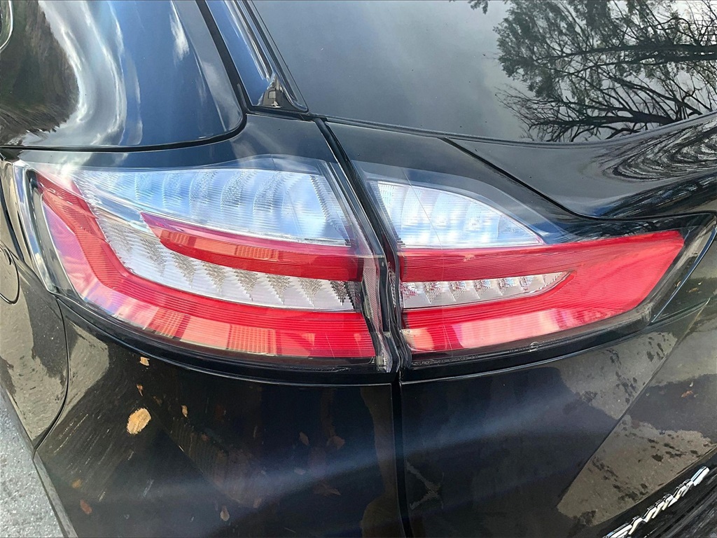 2022 Ford Edge Titanium - Photo 33