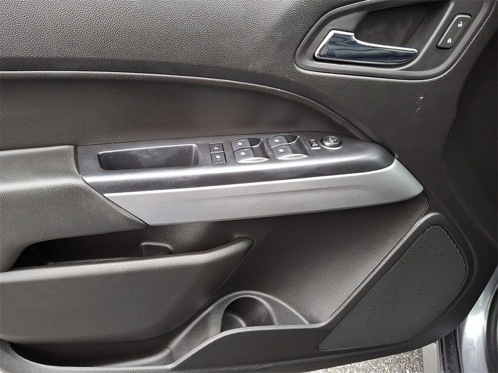 2019 Chevrolet Colorado ZR2 - Photo 12