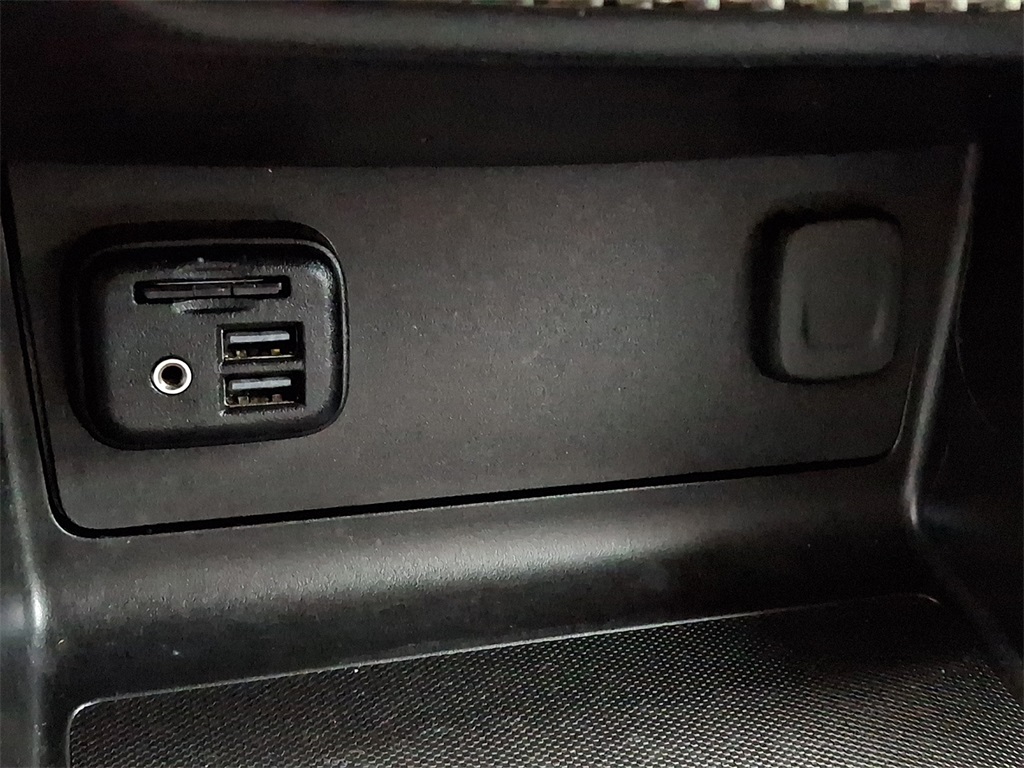 2019 Chevrolet Colorado ZR2 - Photo 25