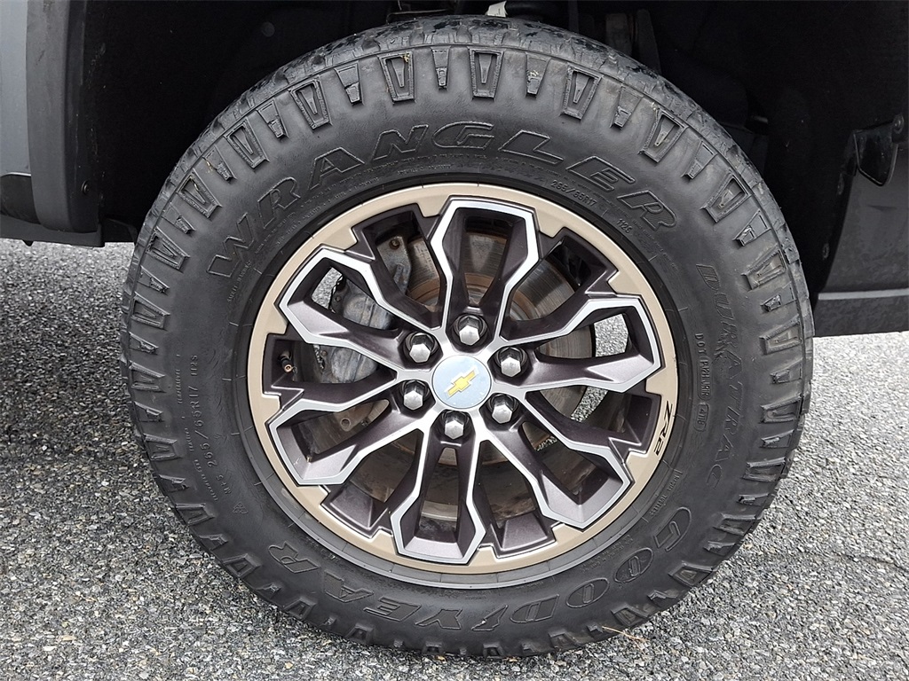2019 Chevrolet Colorado ZR2 - Photo 8