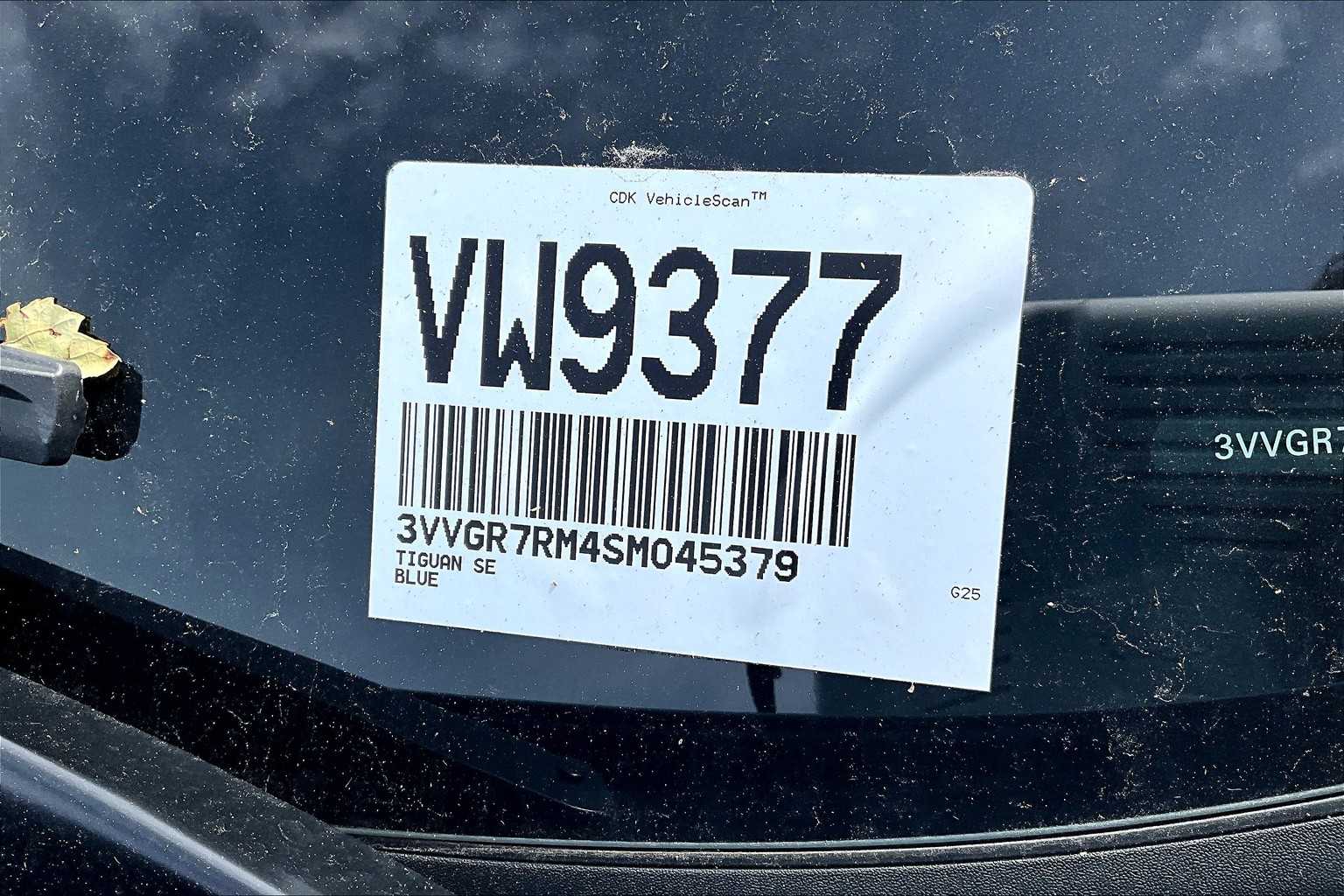2025 Volkswagen Tiguan SE R-Line Black - Photo 18