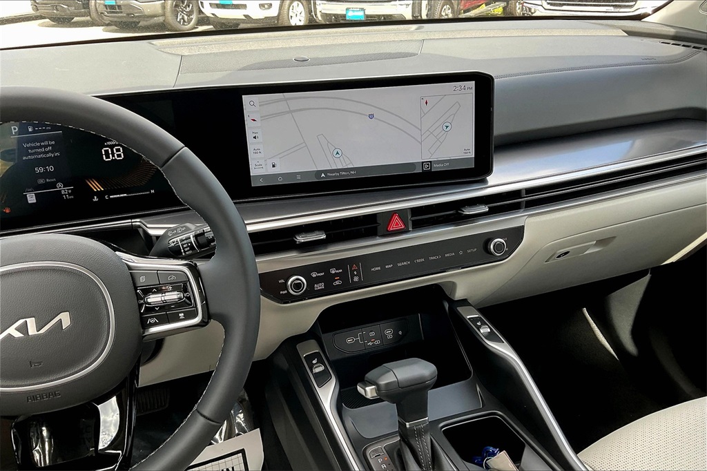 2025 Kia Sorento EX - Photo 13