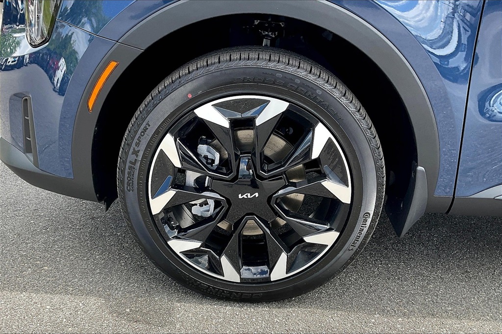 2025 Kia Sorento EX - Photo 8