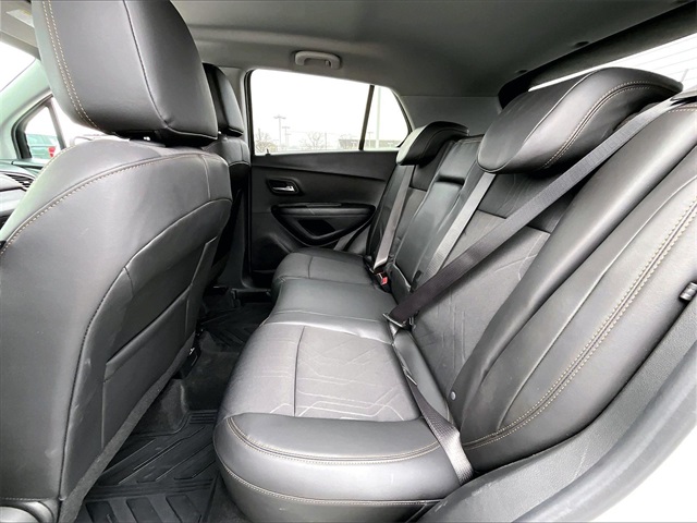 2022 Chevrolet Trax LT - Photo 14