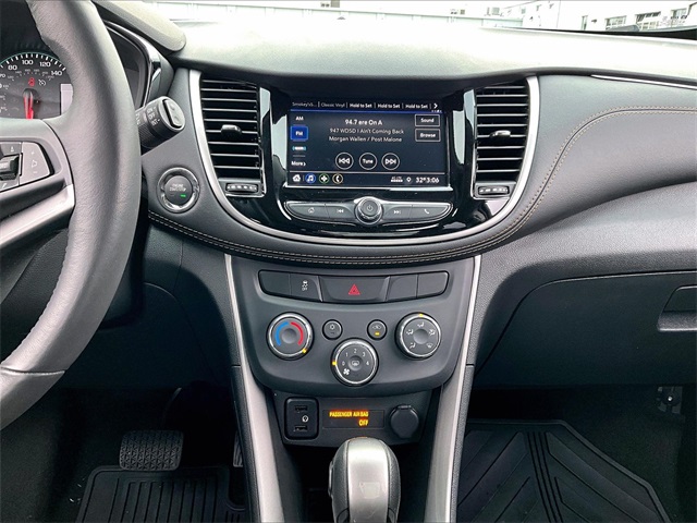 2022 Chevrolet Trax LT - Photo 17