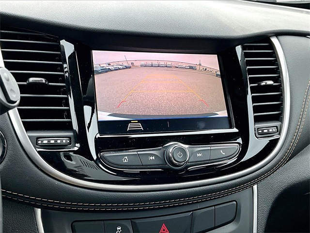 2022 Chevrolet Trax LT - Photo 24