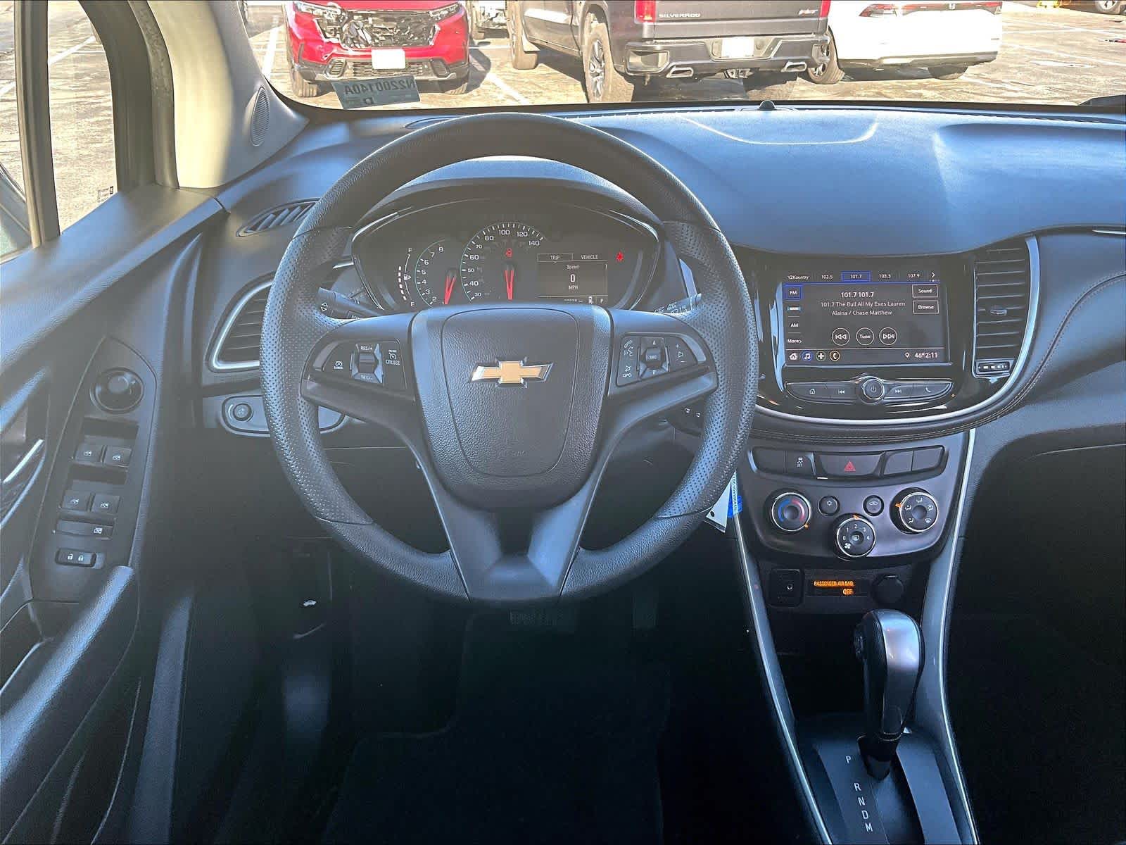 2022 Chevrolet Trax LT - Photo 16