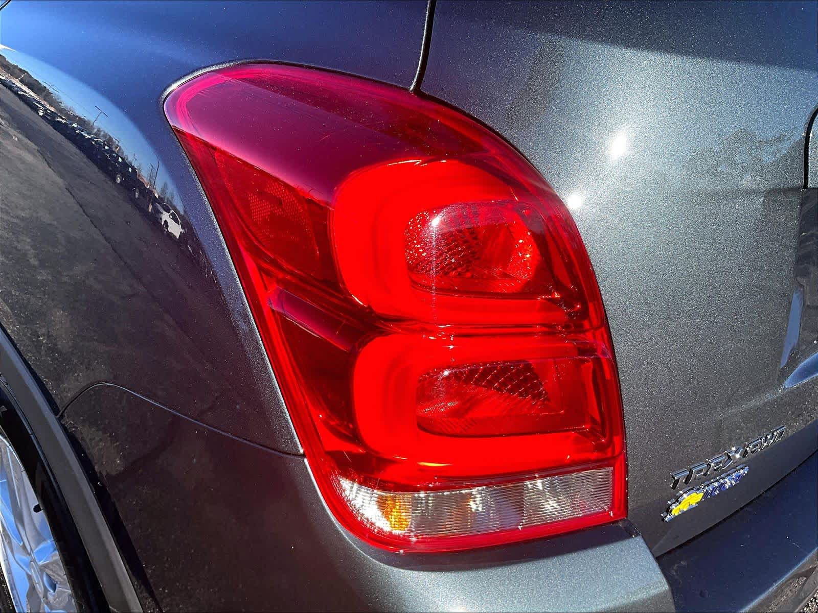 2022 Chevrolet Trax LT - Photo 32