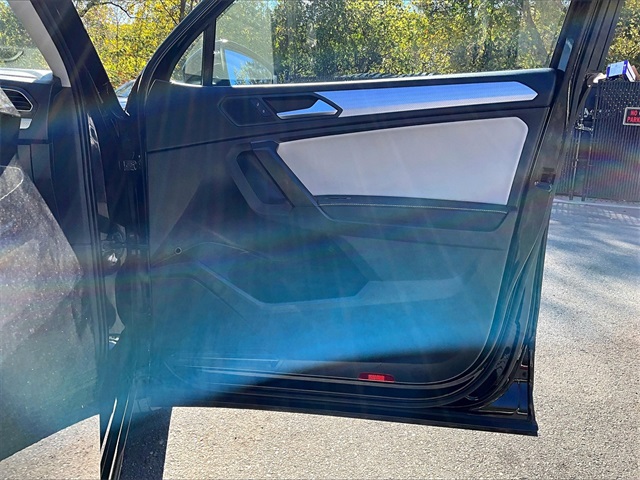 2022 Volkswagen Tiguan 2.0T S - Photo 19