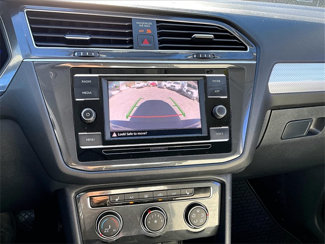 2022 Volkswagen Tiguan 2.0T S - Photo 26
