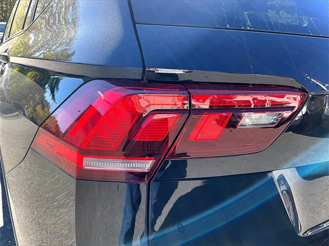 2022 Volkswagen Tiguan 2.0T S - Photo 31