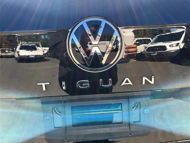 2022 Volkswagen Tiguan 2.0T S - Photo 8