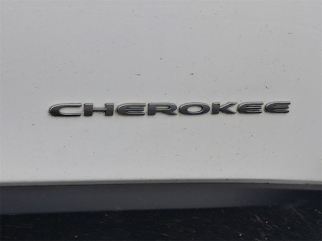 2020 Jeep Cherokee Latitude Plus - Photo 9