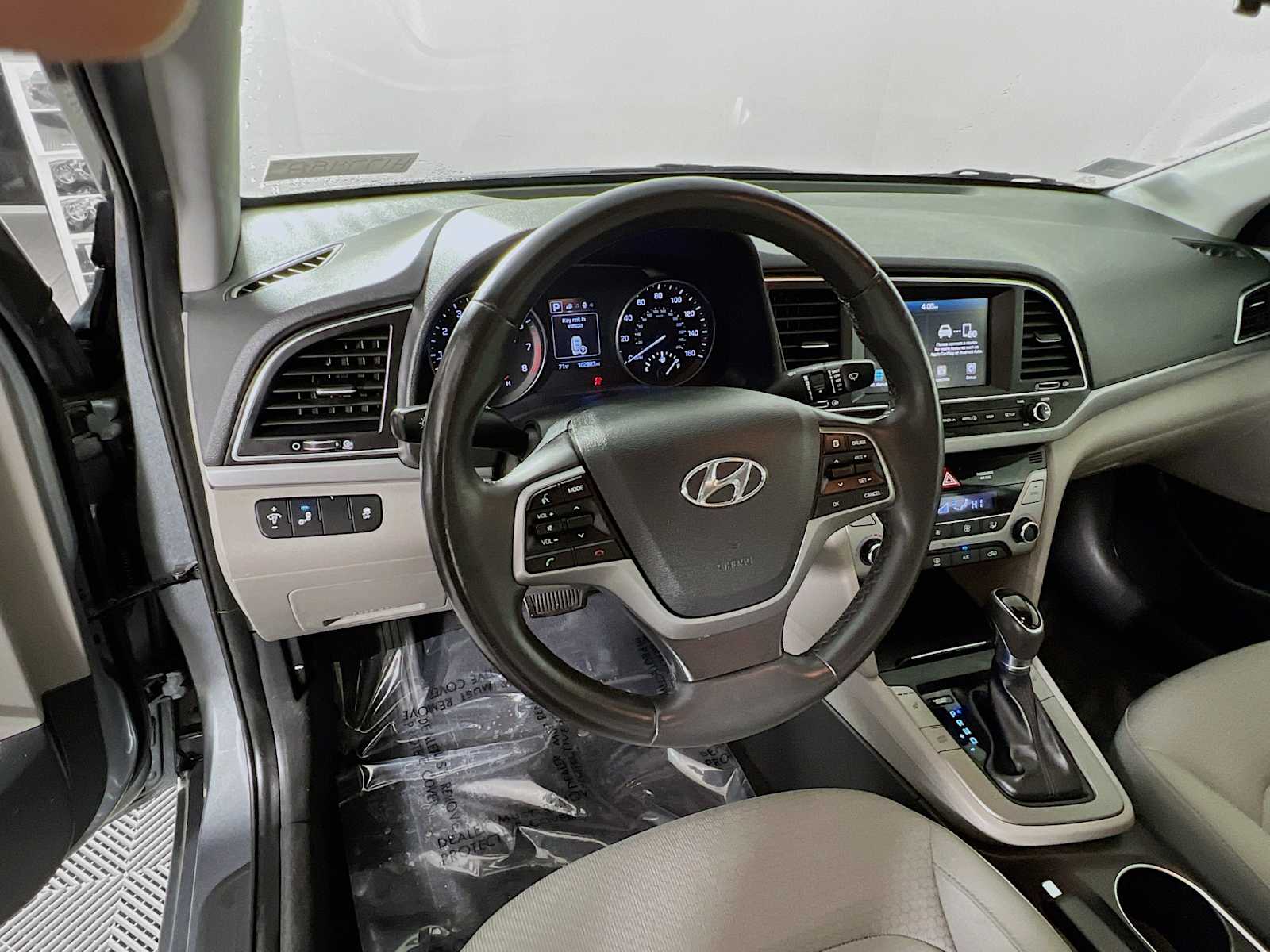2017 Hyundai Elantra SE - Photo 11