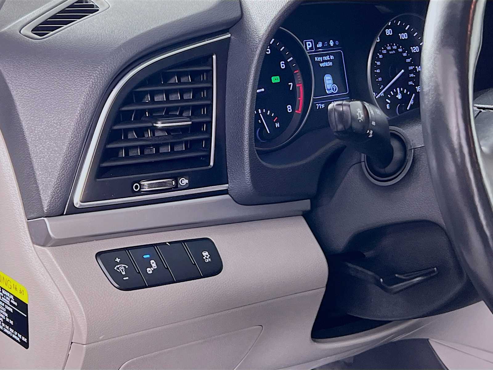 2017 Hyundai Elantra SE - Photo 10