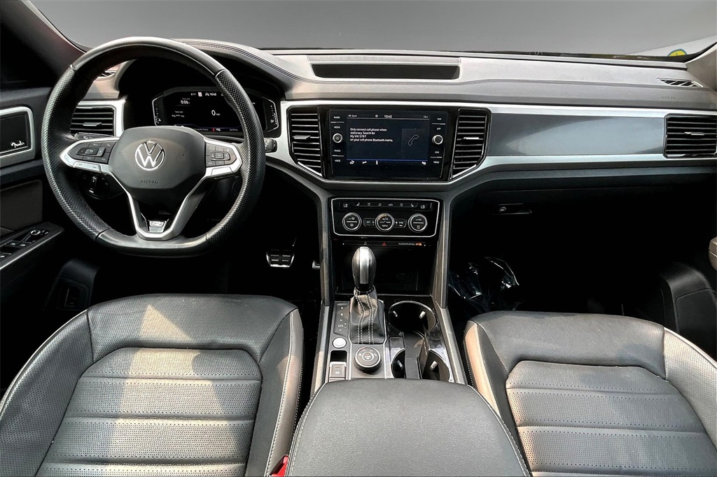 2022 Volkswagen Atlas Cross Sport 3.6L V6 SEL Premium R-Line - Photo 17