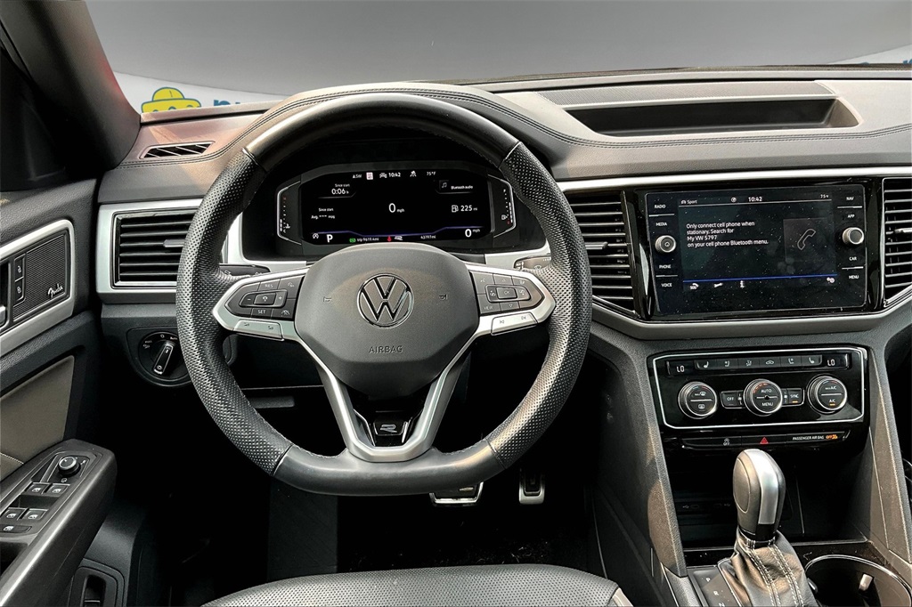 2022 Volkswagen Atlas Cross Sport 3.6L V6 SEL Premium R-Line - Photo 18