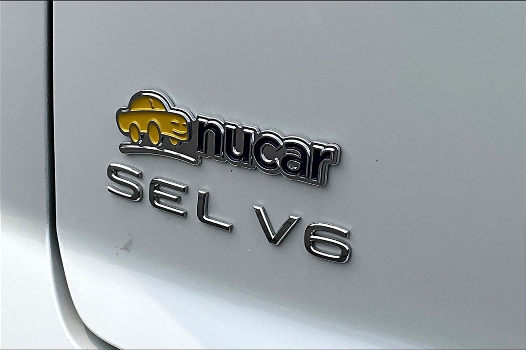2022 Volkswagen Atlas Cross Sport 3.6L V6 SEL Premium R-Line - Photo 28