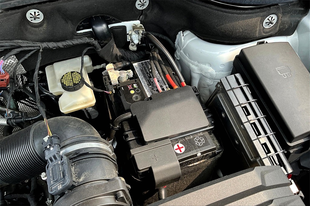2022 Volkswagen Atlas Cross Sport 3.6L V6 SEL Premium R-Line - Photo 32
