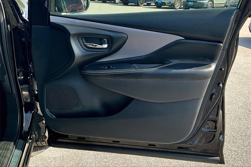 2023 Nissan Murano SV - Photo 12
