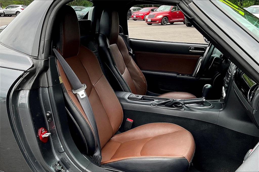 2014 Mazda Miata PRHT Grand Touring - Photo 11