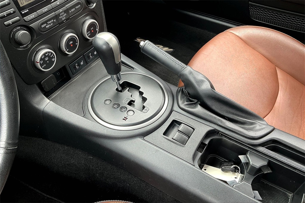 2014 Mazda Miata PRHT Grand Touring - Photo 17