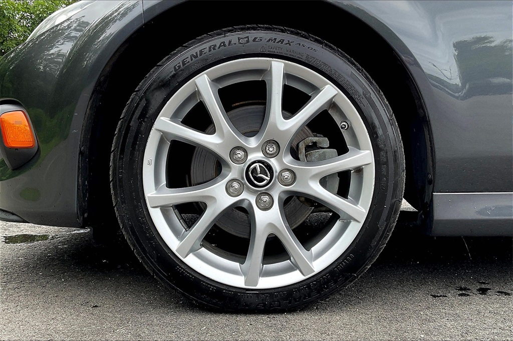 2014 Mazda Miata PRHT Grand Touring - Photo 18