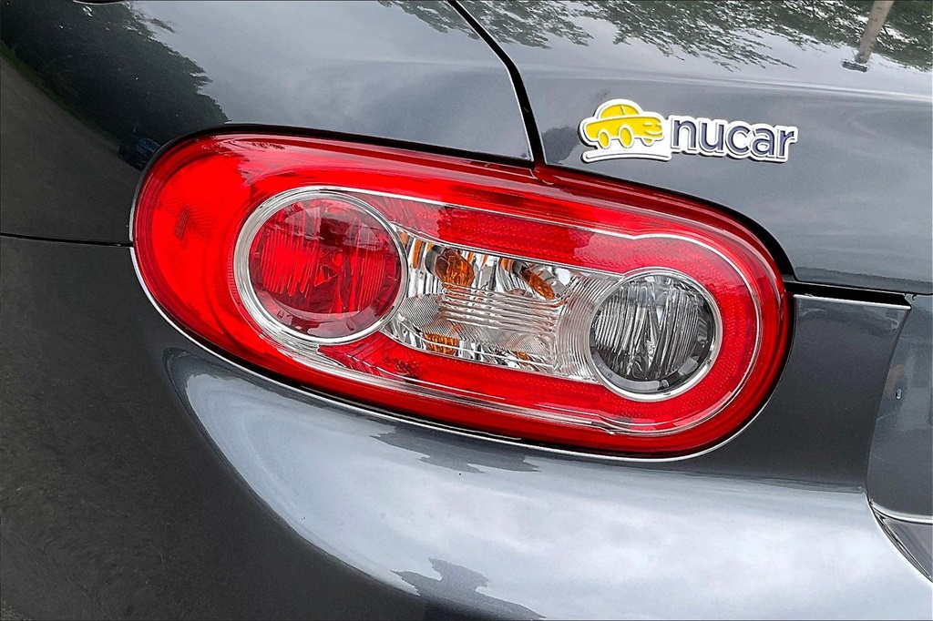 2014 Mazda Miata PRHT Grand Touring - Photo 25