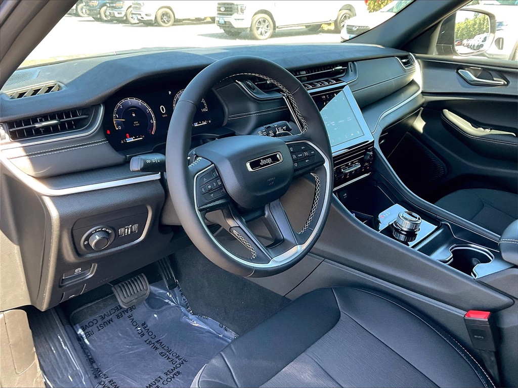 2025 Jeep Grand Cherokee Laredo X - Photo 9