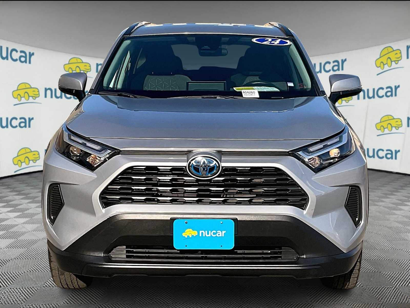 2024 Toyota RAV4 Hybrid XLE - Photo 2