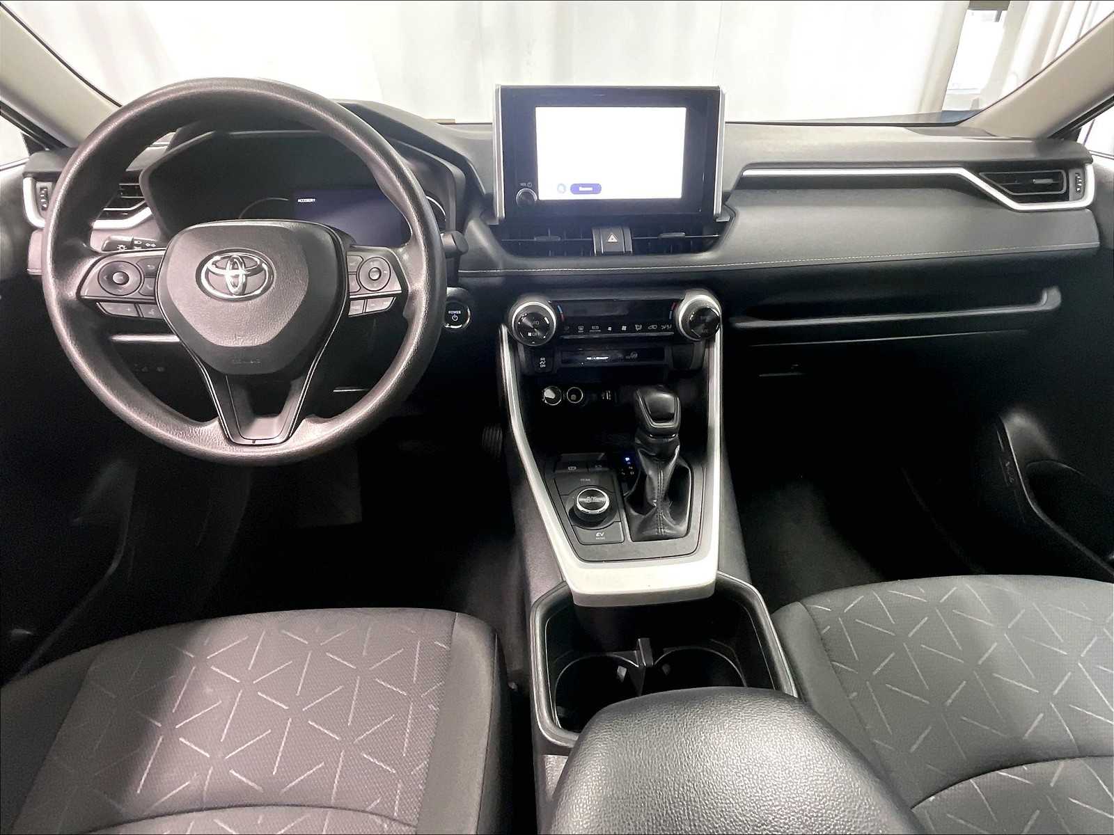2024 Toyota RAV4 Hybrid XLE - Photo 21
