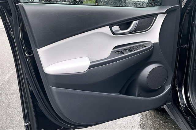 2022 Hyundai Kona SEL - Photo 19