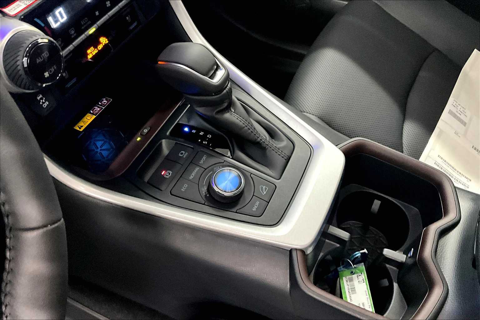 2025 Toyota RAV4 Limited - Photo 14